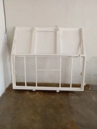 Janela de Guichê 1m x 0,5m