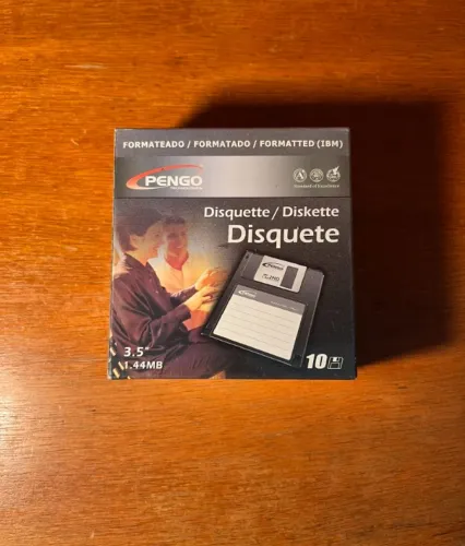PACOTE COM 10 Disquetes 2HD Pengo 3.5" 1.44MB - NOVO E LACRADO 