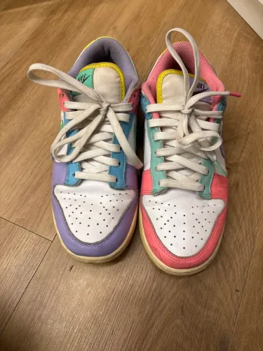 Nike Dunk Pastel 