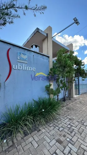 Casa em cond. rica em móveis planejados, confira!!!