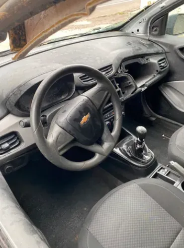 Sucata Chevrolet Onix Joy 1.0 8v 2019
