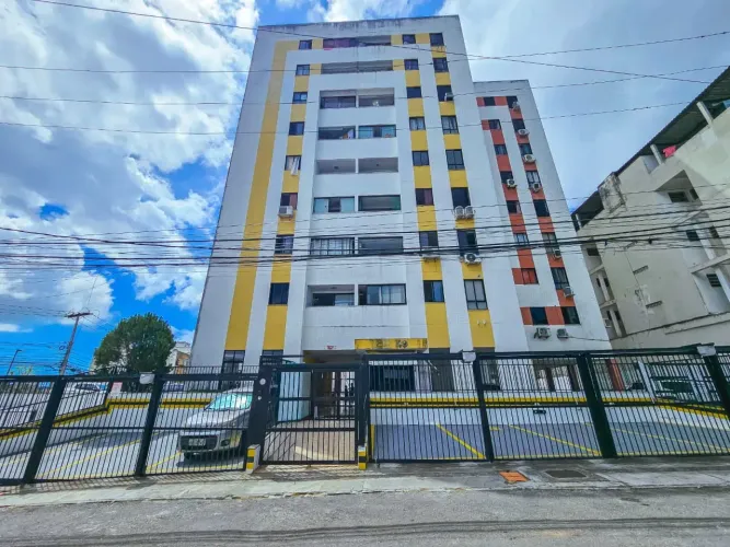 Lindo Apartamento de 2/4 com suíte e varanda reformado 54m2 !!!!!