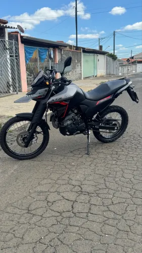 Vendo XTZ LANDER CONNECTED 250 com apenas 3900 km