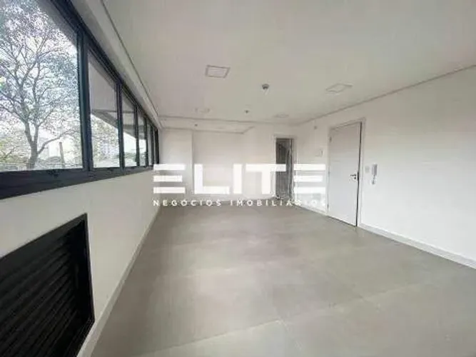 Sala à venda, 32 m² por R$ 385.000,00 - Vila Assunção - Santo André/SP