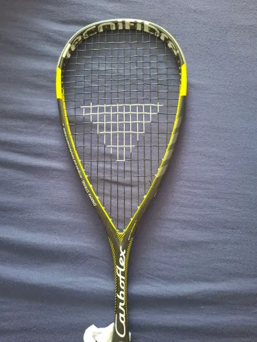 Raquete de SQUASH usada em ótimo estado