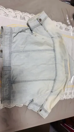 Vendo Jaqueta jeans curta