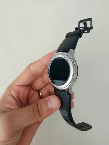 SMARTWATCH - SEMINOVO / ÓTIMO ESTADO