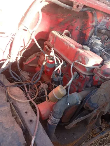 PEÇAS CHEVROLET C10 MOTOR 4 CILINDROS CÂMBIO CLARK 280V DIFERENCIAL GM