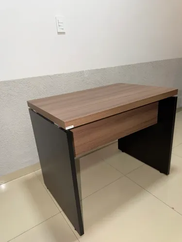 MESA PANDIN 60x90