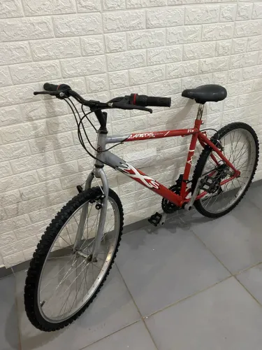 Bicicleta aro 26 21 velocidades
