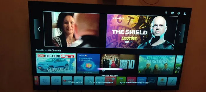 TV LG 60 4K + HOME TEACHER DENON