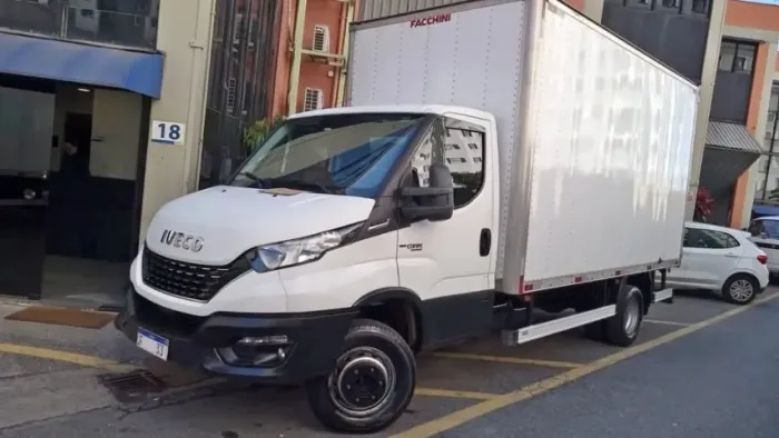 Iveco daily 65 170 baú