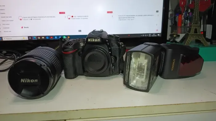 Nikon 7200 + LT 18/105 + Flash Yugnou Yn 685