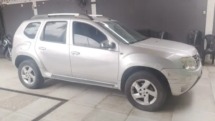 Renault Duster Dynamique 2.0 Hi-flex 16V Aut. 2013