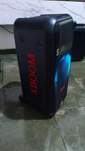 Caixa de som torre LG XL7T