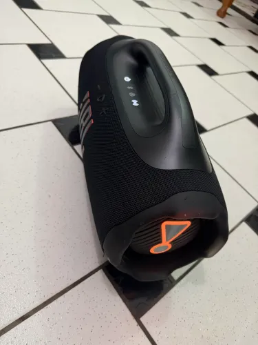 BOMBOOX 4