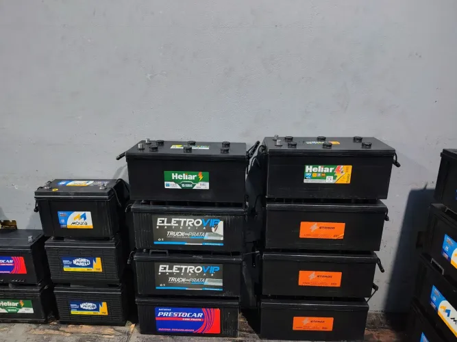 BATERIA 150 AMPERES SEMI-NOVA 