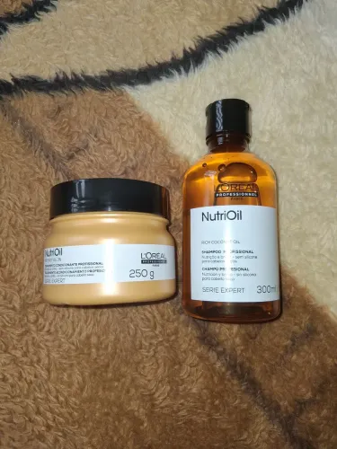 Kit loreal profissional.