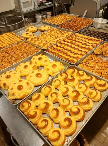 Padeiro e confeiteiro e lancheiro 