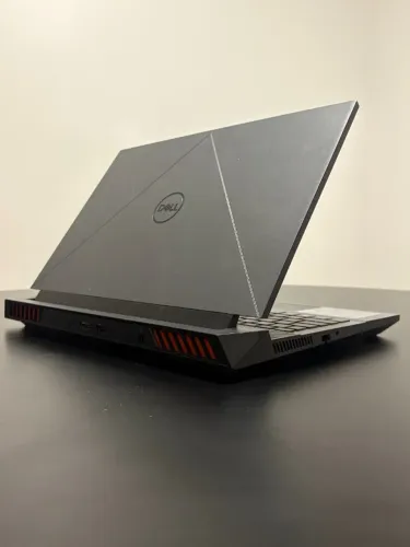 Dell G15 5530 (Placa mãe defeituosa) (Não liga)
