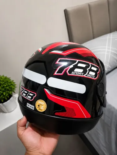 Capacete modelo Samarino 788 Sport Moto Preto/Vermelho Tam 58 Conservado