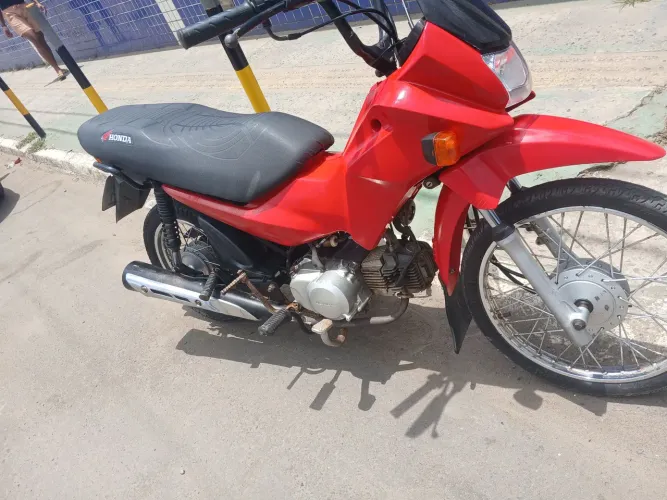 Pop 100 em perfeito estado só pega e roda 