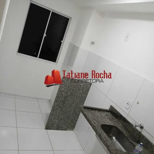 Alugo excelente apartamento no Condomínio Vivendas.