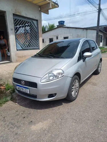 Fiat Punto Attractive 1.4 Fire Flex 8V 5P 2011