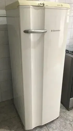 Geladeira Electrolux