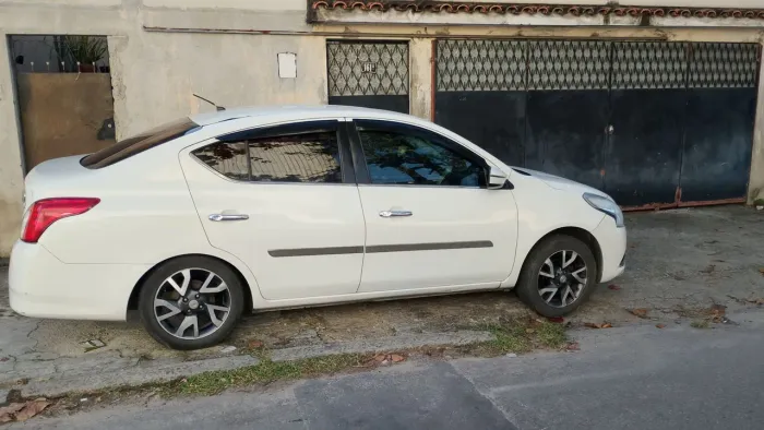 Nissan Versa Unique 1.6 16V Flex 4P Mec. 2016