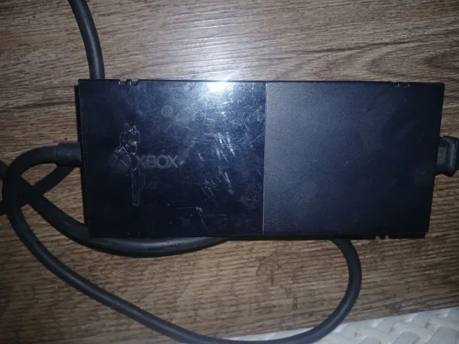 Fonte de Xbox One Original