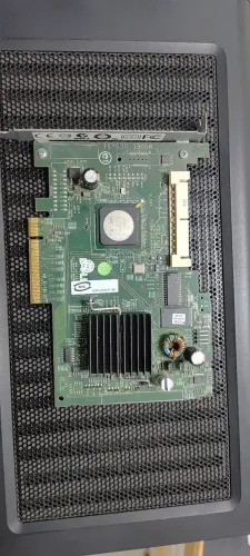 Placa controladora para hd sas<br><br>CN-0UN939-13740-91M