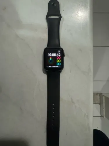 Apple Watch série 3 - R$ 600