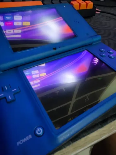 Nintendo DSi XL + Caixa Original + Jogos