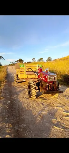 Tobata 9cv com carreta traçada 