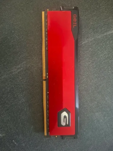 Memoria RAM 8gb DDR4 GEIL 3000Mhz