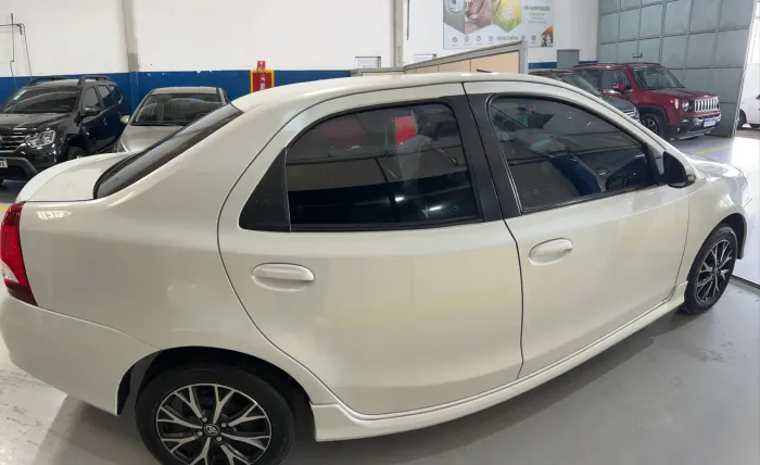 Toyota Etios Platinum Sed. 1.5 Flex 16V 4P Aut. 2018