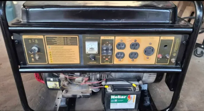 GERADOR A GASOLINA 5,5 KVA PARTIDA ELÉTRICA E MANUAL aceito cartão