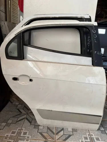PORTA TRASEIRA DIREITA VW GOL 