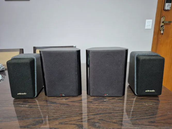 Kit com 4 caixas Polk Audio - RM3000 + RM3300SAT