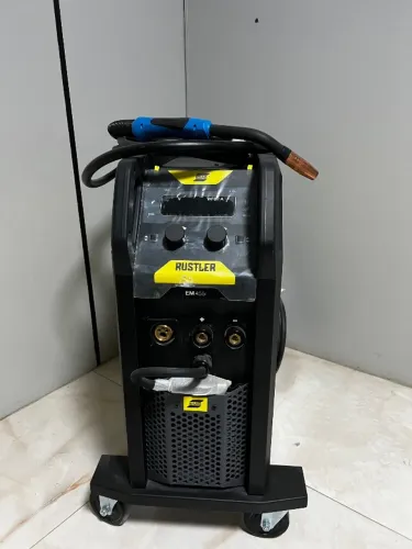 Máquina de Solda MIG ESAB Rustler EM 455i 420A + Tocha TBI 5m