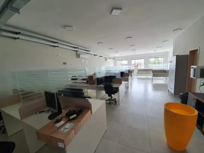PREDIO A VENDA 1325 M² A 100 METROS DO METRO CARRÃO