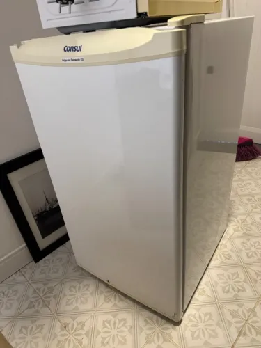 Frigobar Consul branco 