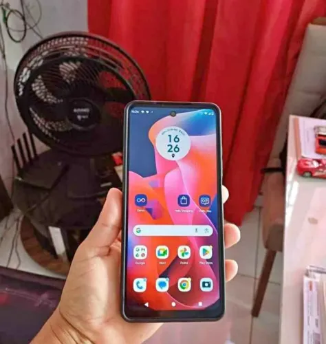 Moto G24 impecável 256 gigas