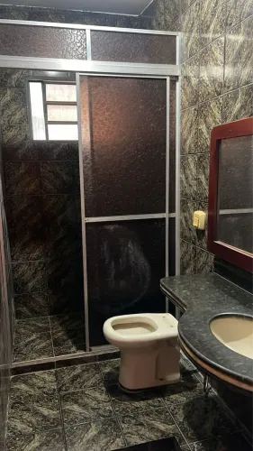 VENDO UMA CASA BEM LOCALIZADO E JÁ GANHANDO RENDAS , SETOR NORTE FERROVIÁRIO , FAMA E 44