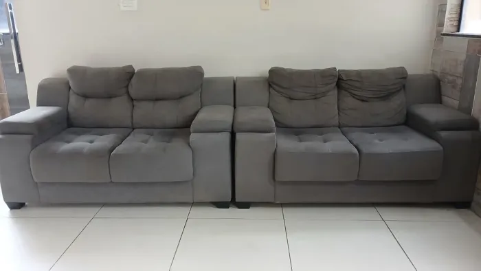 Vendo esse par de sofá