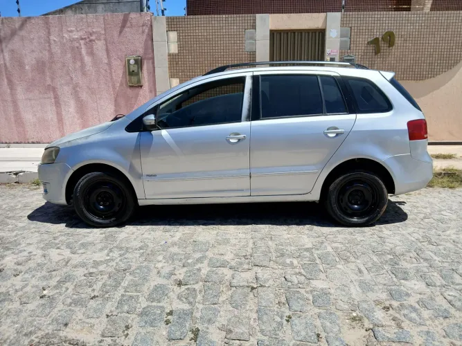 Volkswagen Spacefox 1.6/ 1.6 Trend Total Flex 8V 5P 2012