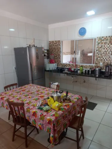Casa para locação em Paulínia-SP, Jardim Planalto: 4 quartos, 1 suíte, 2 salas, 2 banheiro