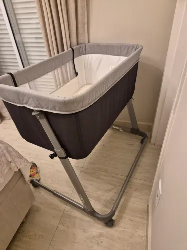 Berço Portatil Co-bed Pluggy Cosco 0 Aos 9kg - Cinza Escuro