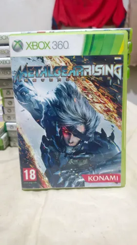 Metal Gear Rising Revengeance Xbox 360 Original (Faço olx pay)